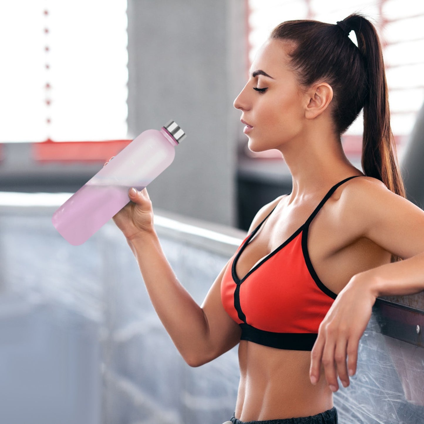 1000 ml Gefrostete Trinkflasche aus Tritan – Die perfekte Begleitung für unterwegst