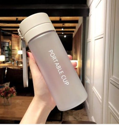 Große Kapazität Outdoor-Sport-Wasserflasche aus Kunststoff