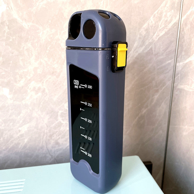 quadratische Wasserflasche